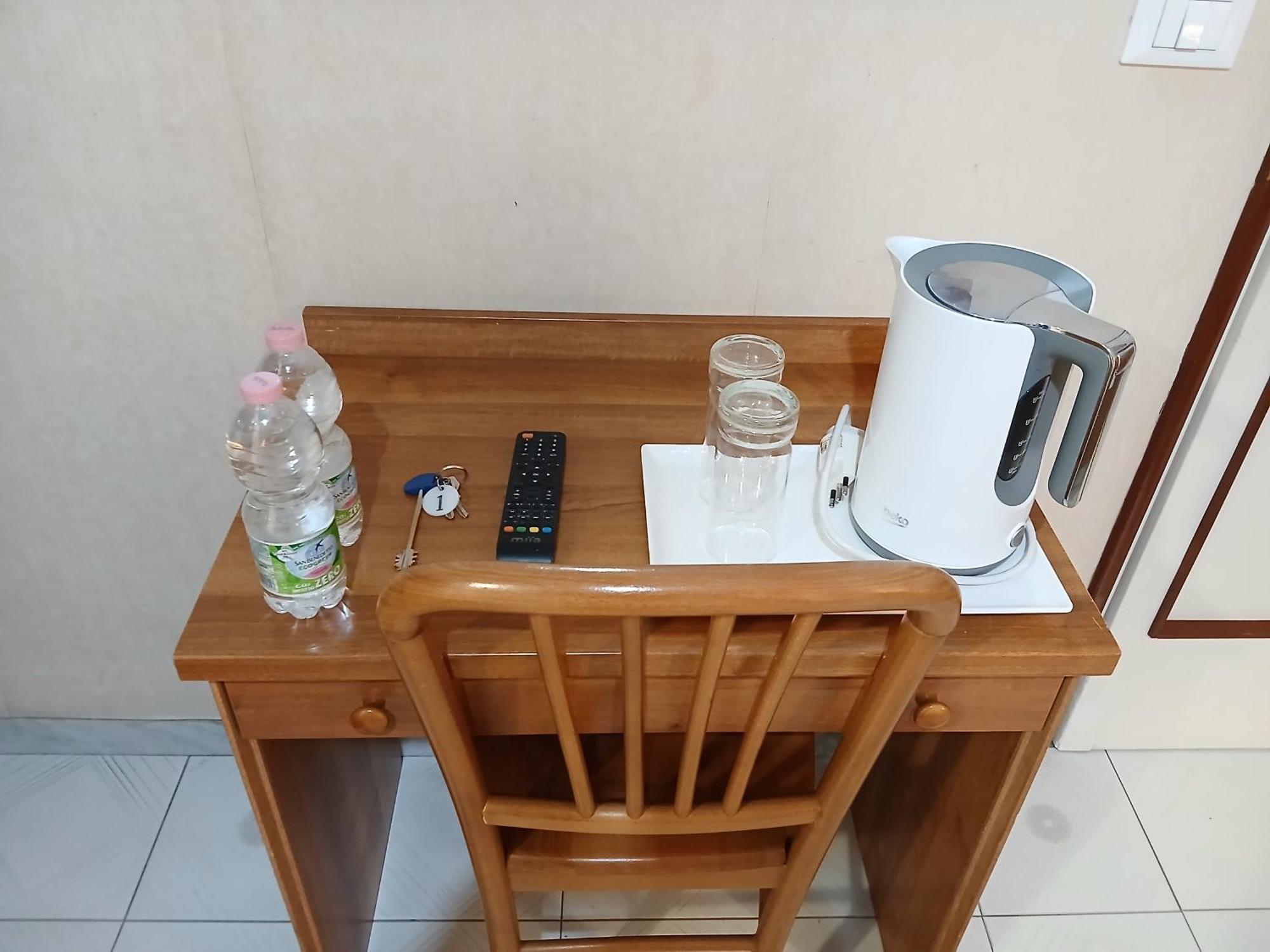 Nahid Accommodation Рим Экстерьер фото